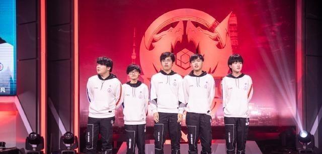 黎明门前的 黎明门前的